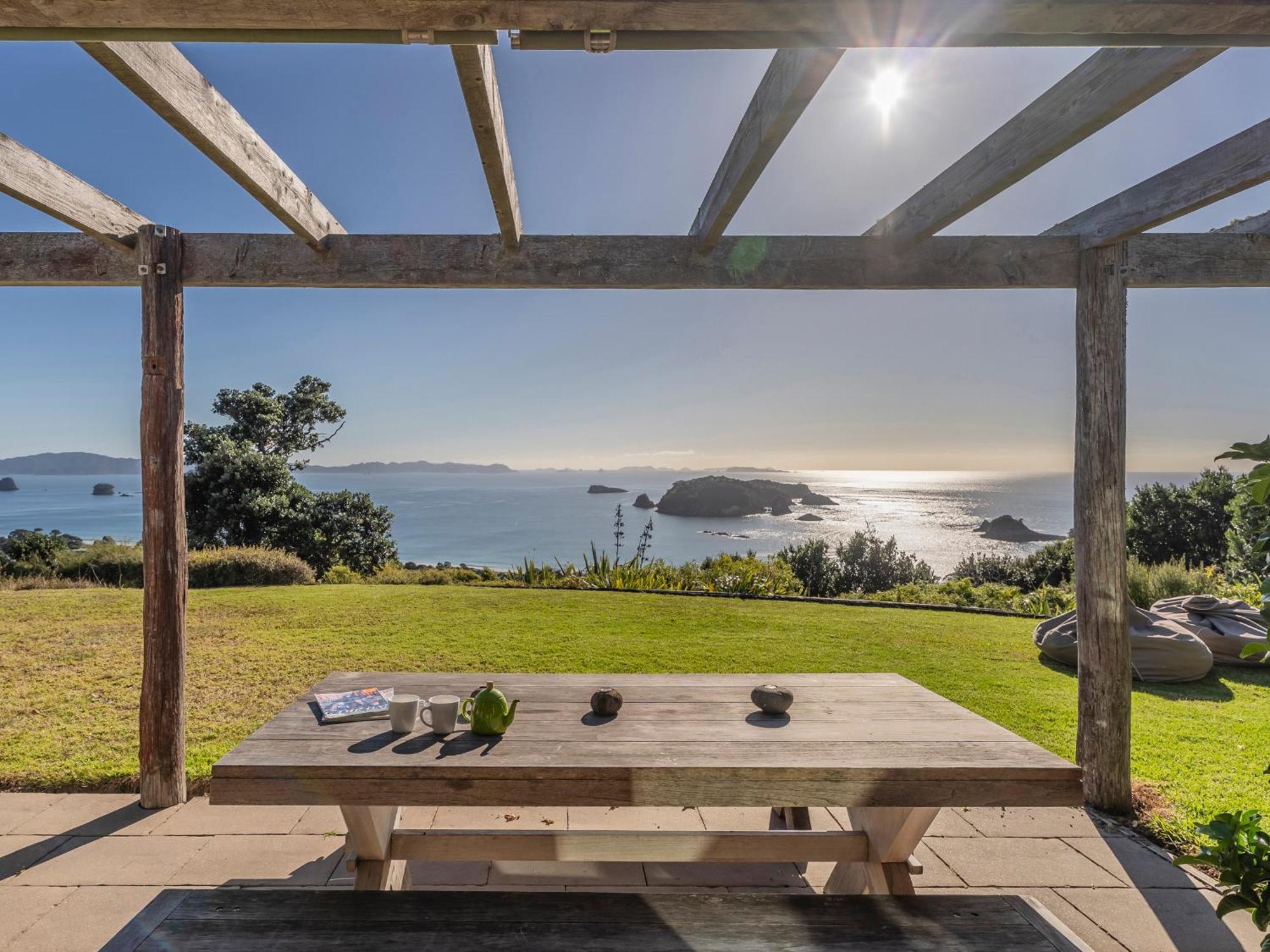 The Grandstand - Hahei Holiday Home Eksteriør bilde